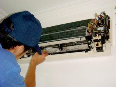 空調(diào)清洗保養(yǎng)與中央空調(diào)設(shè)備銷售及維護(hù)保養(yǎng)服務(wù)